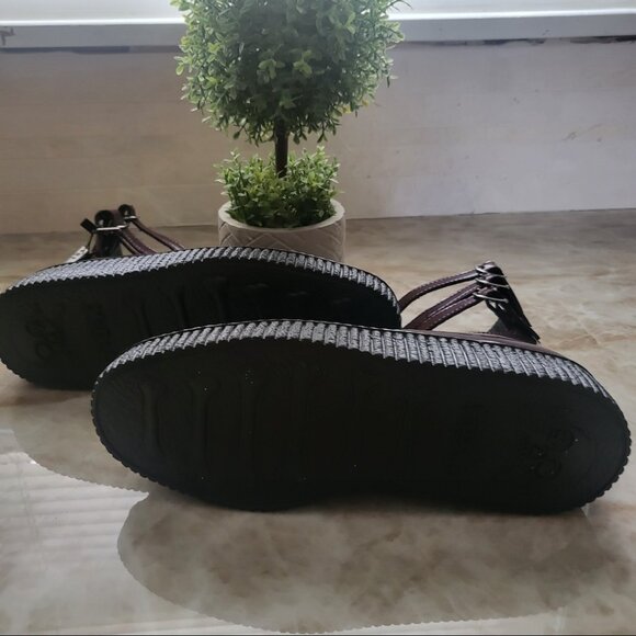 T.u.k. burgundy maryjane size 8 NWT - Picture 4 of 4